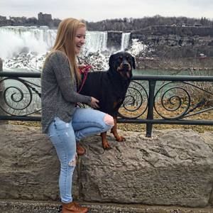 Meet your Posher, Nicole